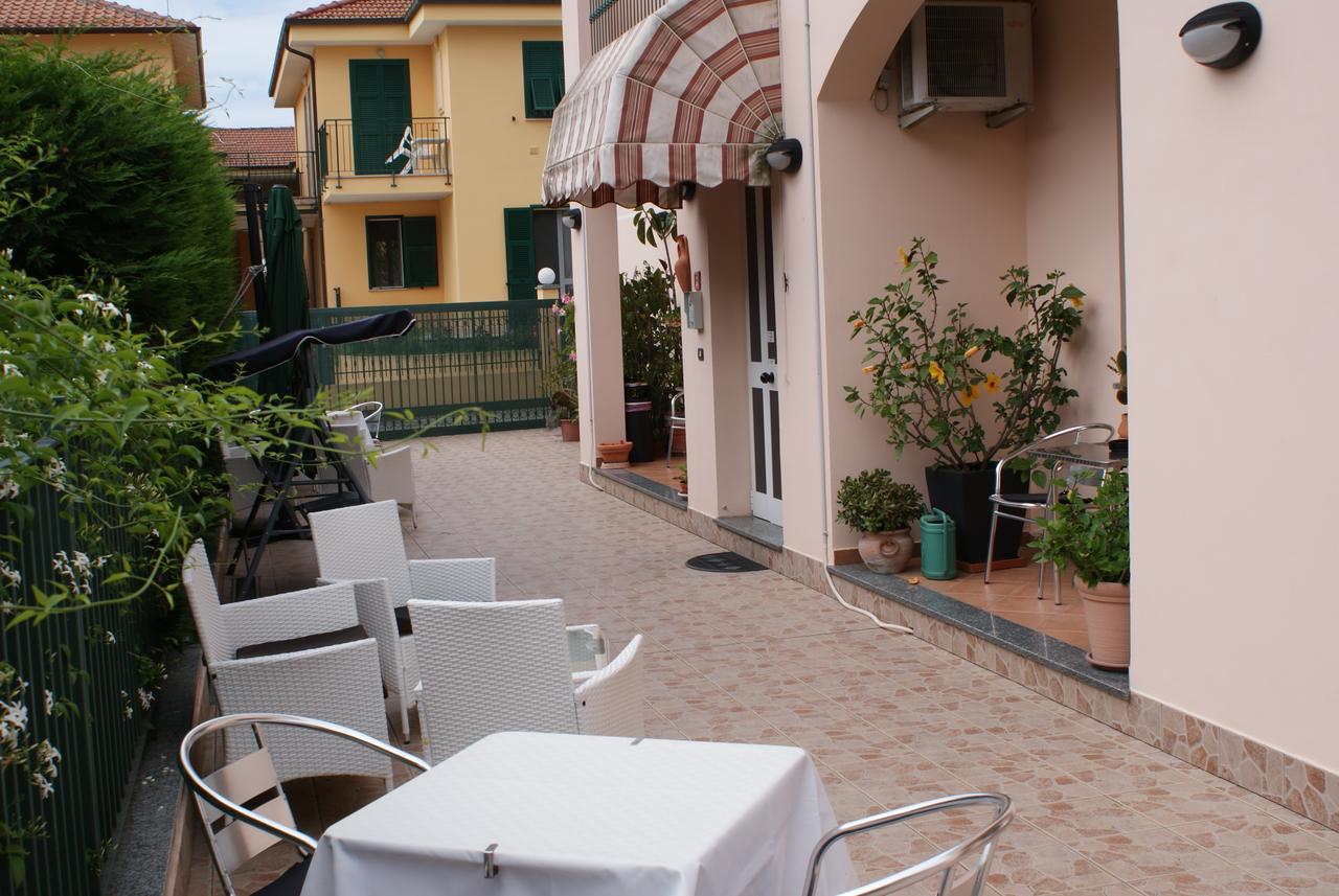 Hotel Residence Mirafiori Loano Luaran gambar