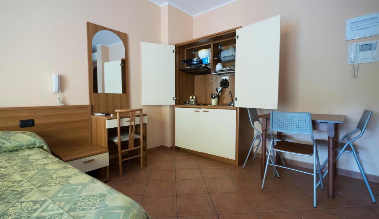 Hotel Residence Mirafiori Loano Luaran gambar