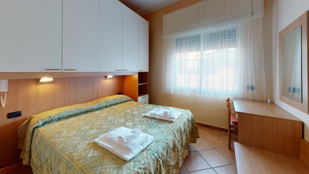 Hotel Residence Mirafiori Loano Luaran gambar