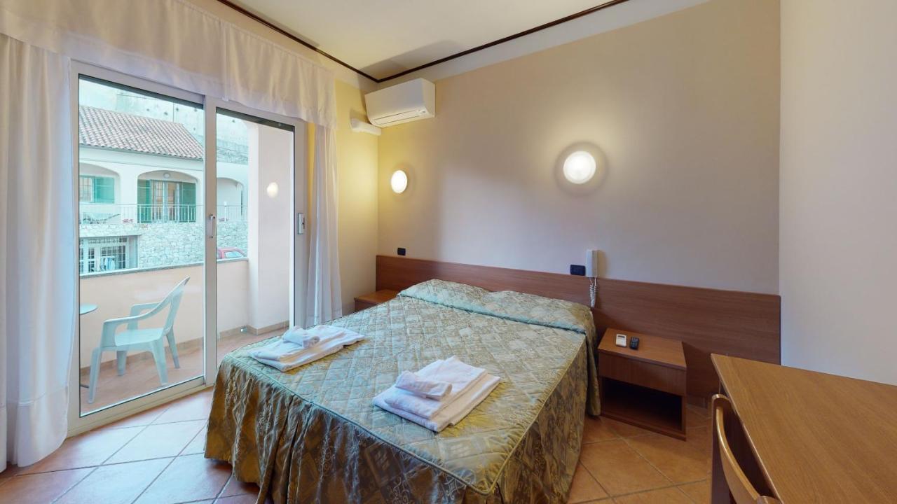 Hotel Residence Mirafiori Loano Luaran gambar