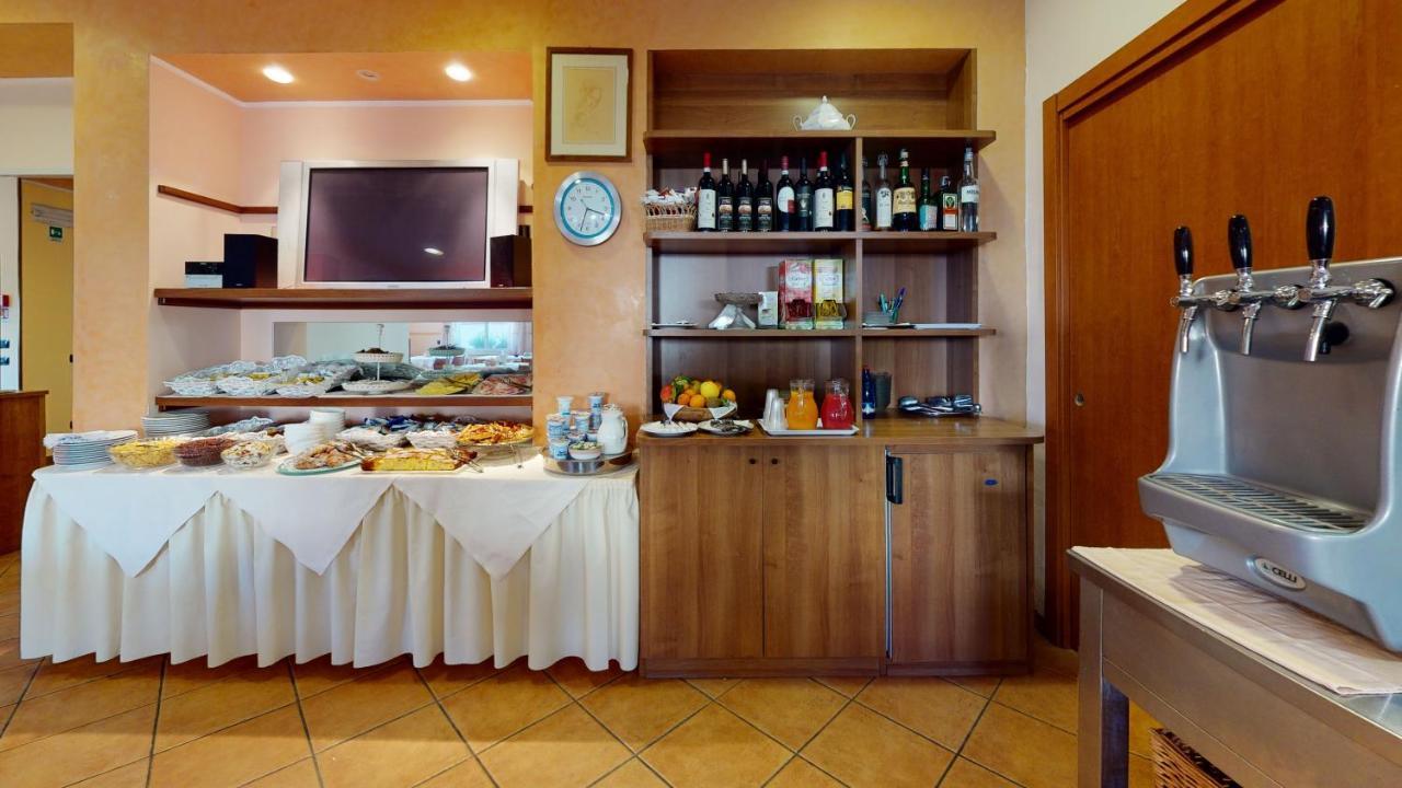 Hotel Residence Mirafiori Loano Luaran gambar